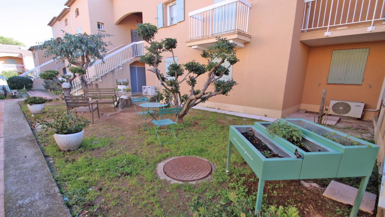 Boucanniers Sainte-Maxime Esterno foto